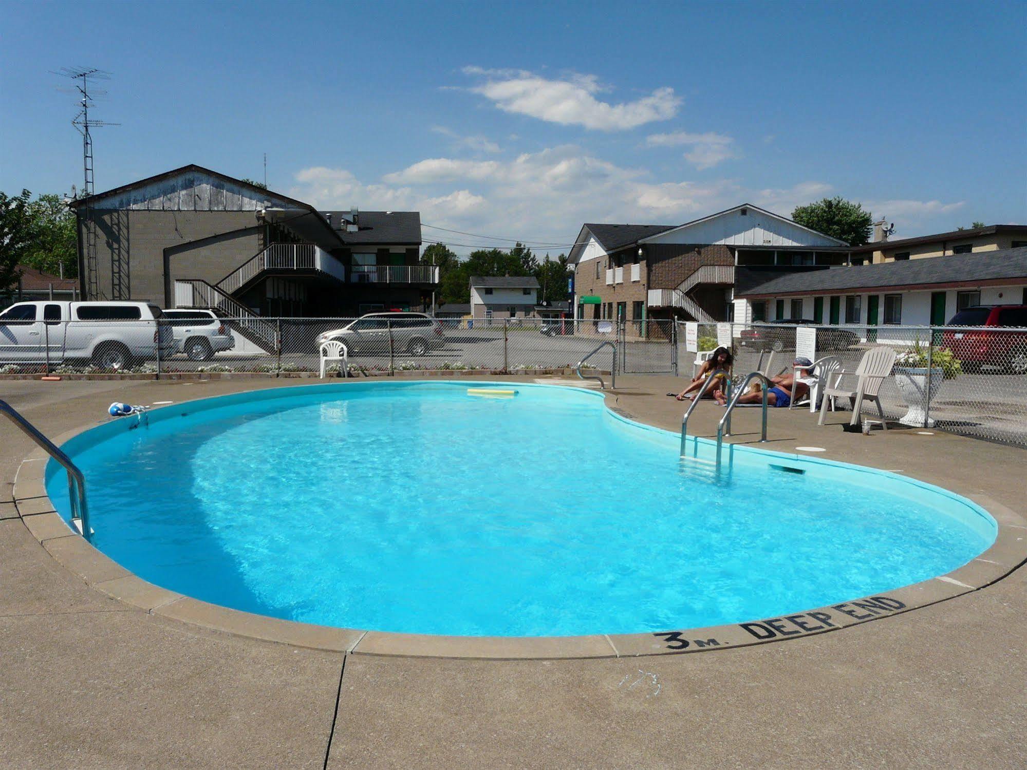 Tropicana Inn Niagara Falls Exteriör bild