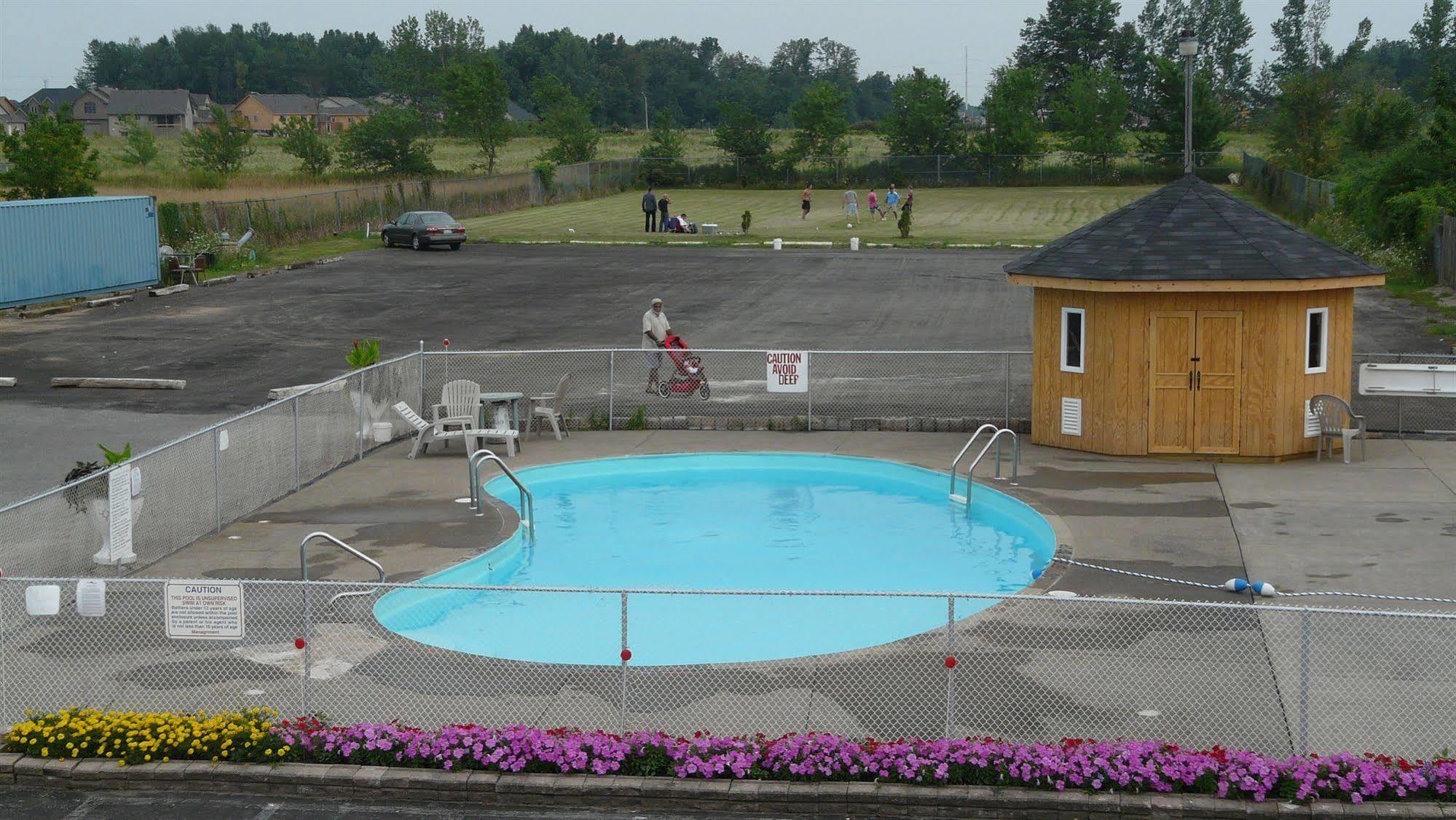 Tropicana Inn Niagara Falls Exteriör bild